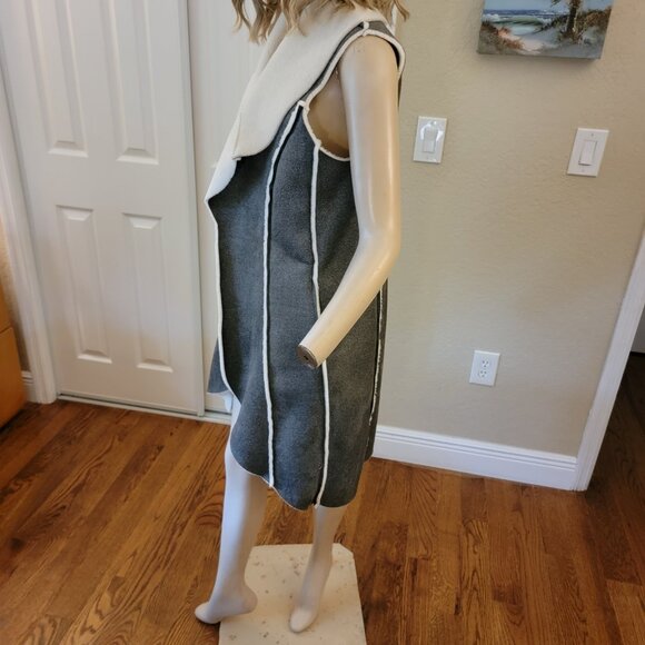 Cremieux Faux Sherpa Grey and Ivory Vest Jacket Size M Medium EXC - Picture 5 of 10